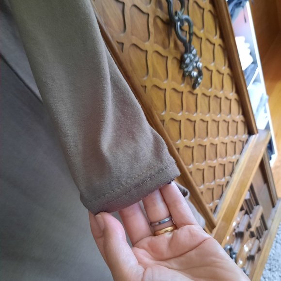 3/$15 Bohemian Lagenlook Tunic Dress with Pockets! - Taupe, Size XS - Picture 7 of 16